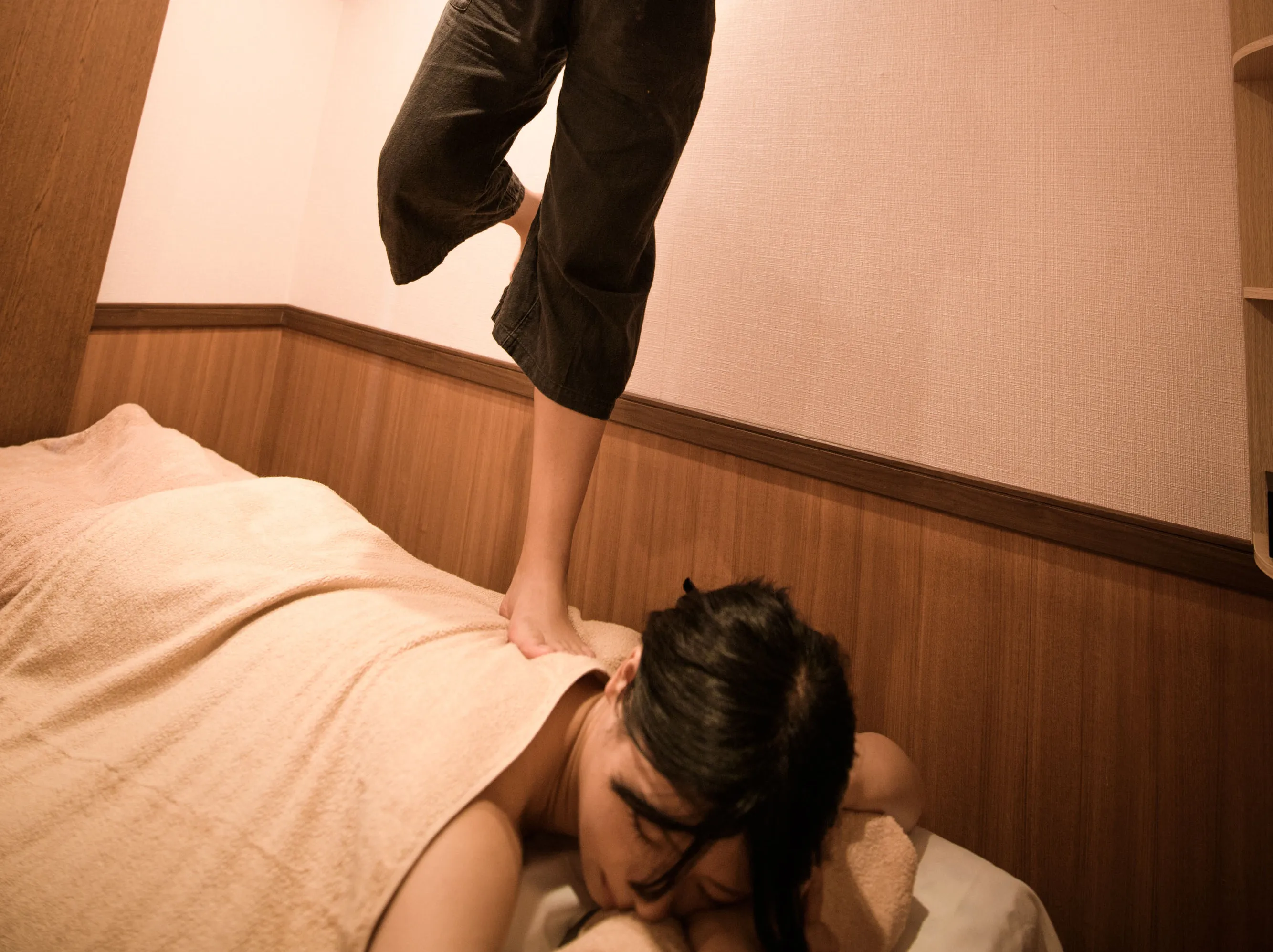 足踏みマッサージ